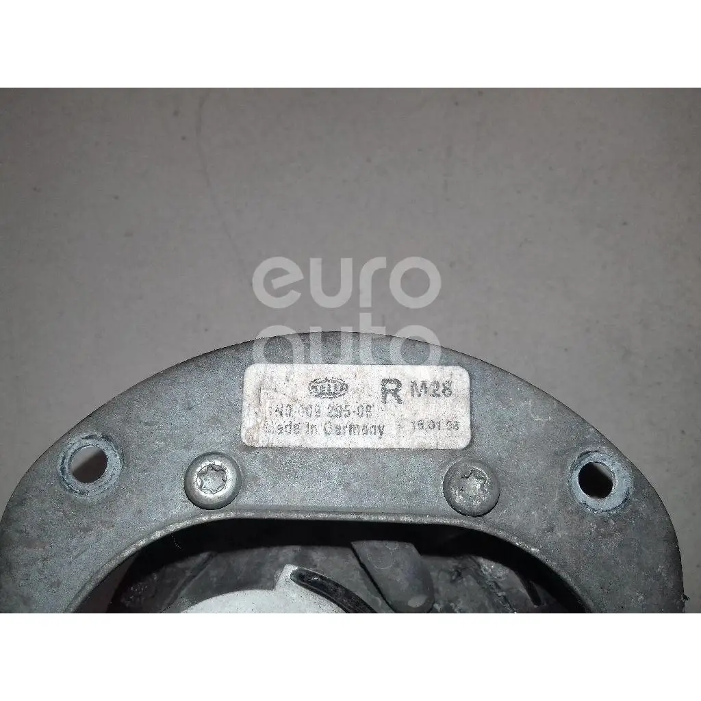 Фара противотуманная правая, состояние – Б/У,, для Mercedes Benz W204 2048202256 2048202256
