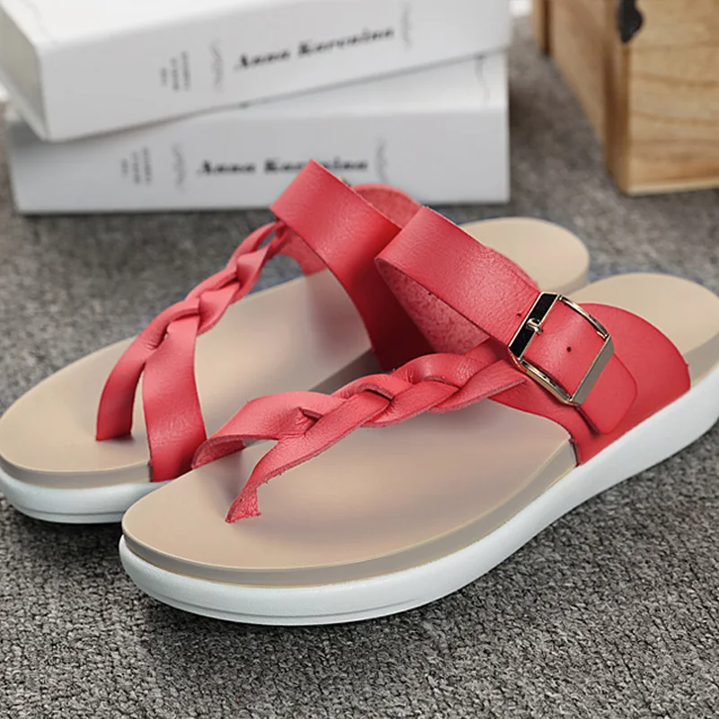 

2019 New Summer Women's Shoes Fashion Trend Solid Color Thick Bottom Shoe Weaving Pinch Light Comfortable Beach Sandals NSE7171