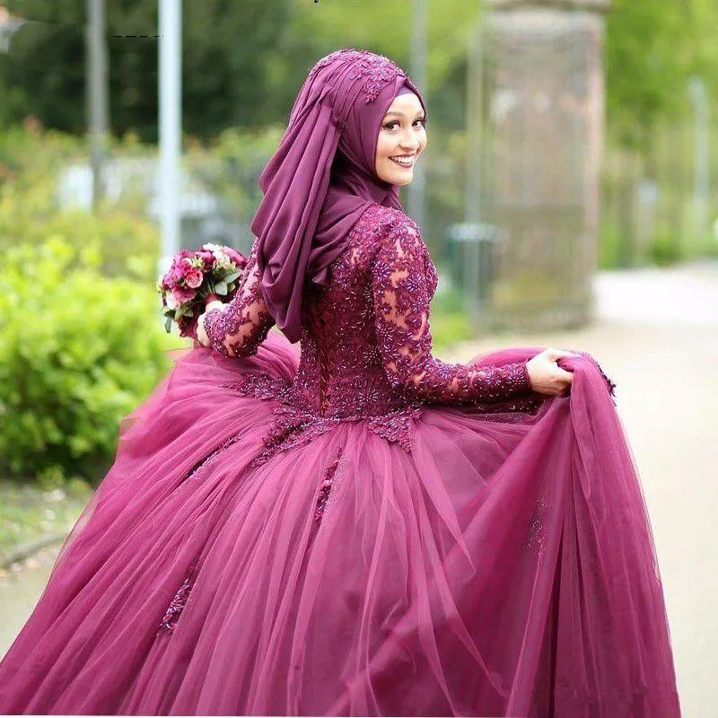 Long Sleeve Muslim wedding Dresses Burgundy Glitter Beaded bridal Dresses Princess Ball Gown Arabic wedding Gowns high neck