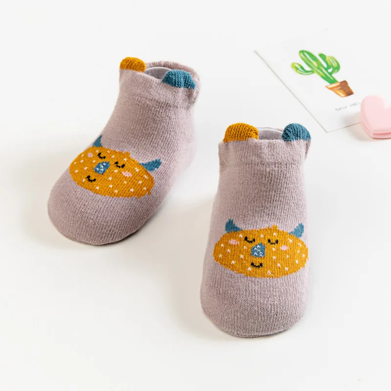 Новые От 0 до 3 лет, новые мягкие хлопковые носки для малышей с резиновой подошвой, милые носки-тапочки с рисунком животных для маленьких мальчиков и девочек короткие носки - Цвет: 18