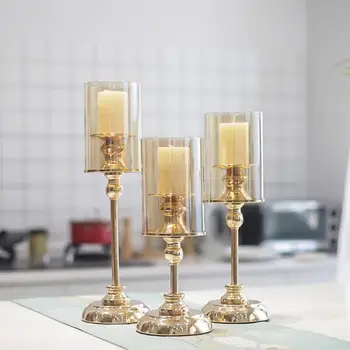 

Retro Candlestick Iron Golden Light Luxury Candle Holder Household Decor Romantic Candlestick Decoration Candlelight Dinner Prop
