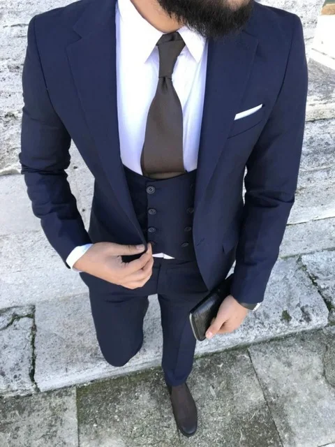 

New Navy Blue Mens Suits Groom Tuxedos Wedding Suits For Men Slim Fit Best Man Prom Party Gown Dress Men Blazer Business Suits