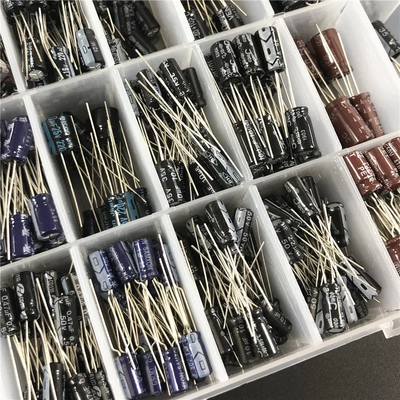 Skup 24 wartości 550 sztuk 16 V 25 V 35 50 V (0.1uF do 2200 uF) mix zestaw mieszanych kondensatorów elektrolitycznych ze schowkiem
