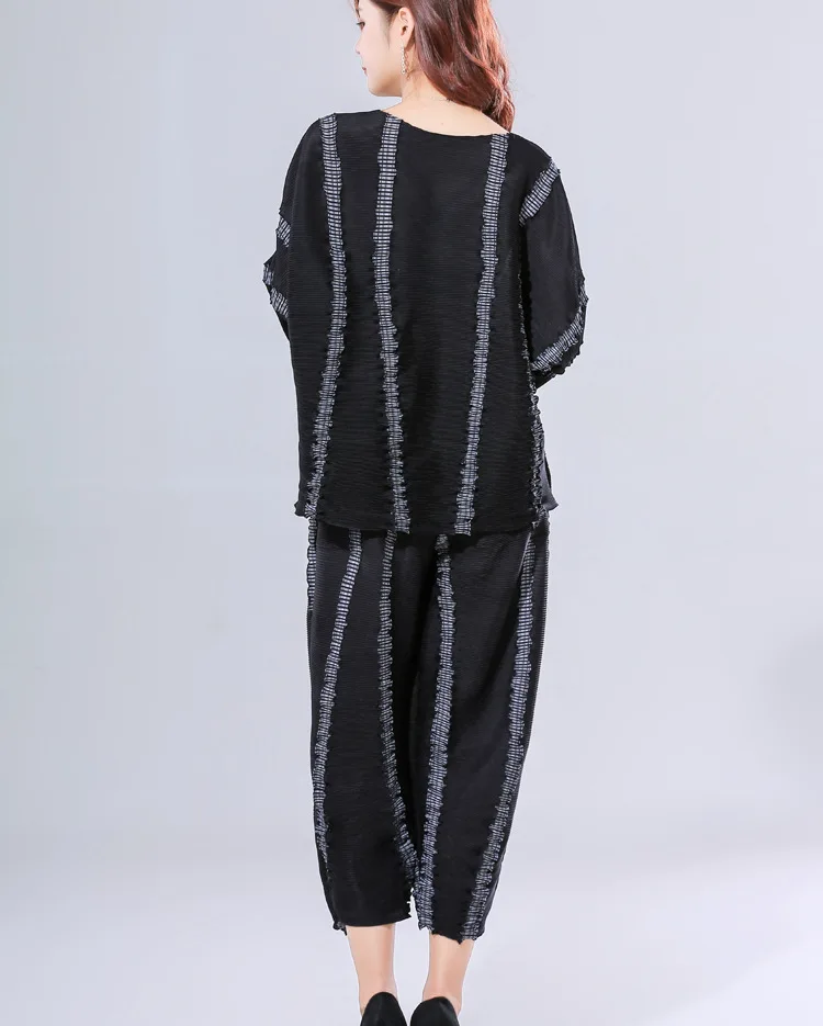 Женские костюмы размера плюс, 45-75 кг, эластичные, Miyake, плиссированные, дизайн, круглый вырез, длинный рукав, Свободный Топ+ штаны, комплект из 2 предметов