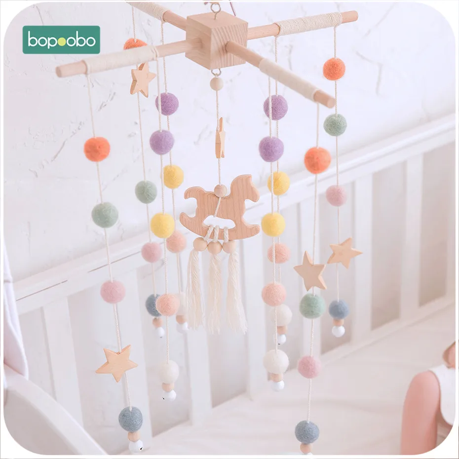 Chocalhos do Bebê Brinquedos de Madeira de Faia Crianças de Enfermagem Bolas de lã Decoração do Quarto Bopoobo Cama Pendurada Berço Celulares Chocalho Produtos Trojan Criança 9 Cheap Móbiles e chocalhos para bebês