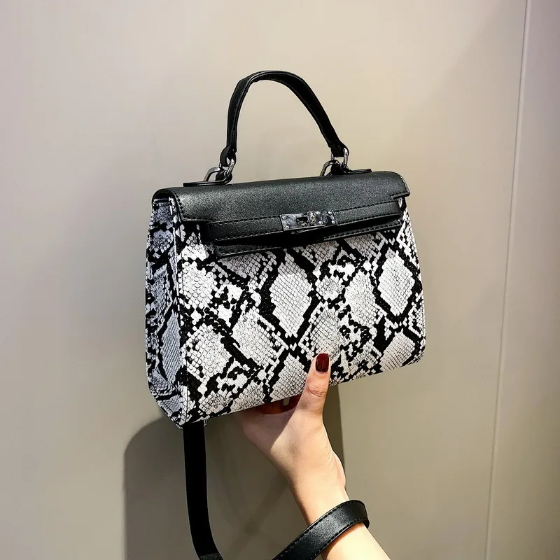 

Snake Women's Crossbody High Quality PU Waterproof Winter Women's Shoulder Bag 2019 New Handbag Discount Shopping Bags Party