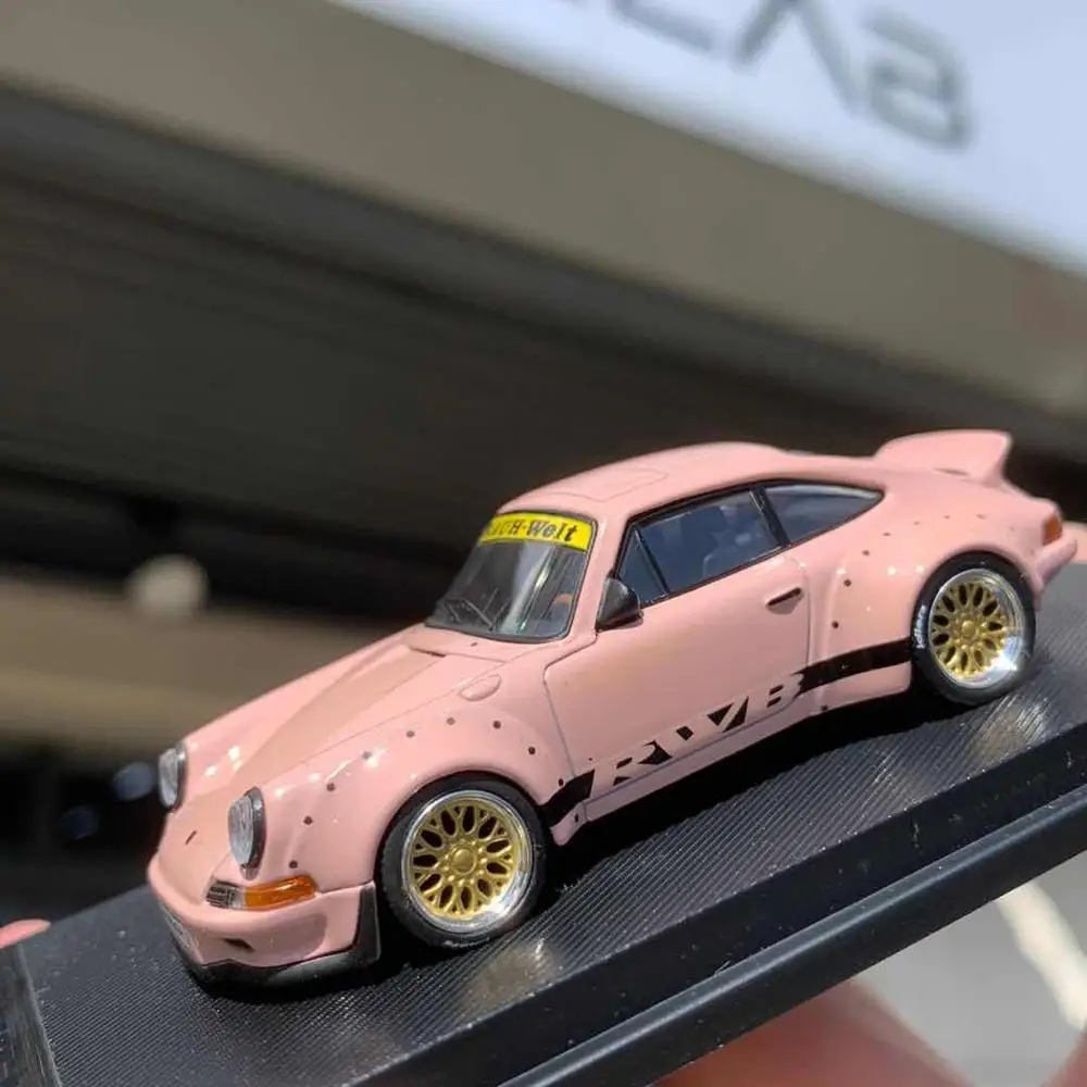 Новейшая модель Коллекция 1:64 RWB 930 розовый редкий автомобиль литый под давлением
