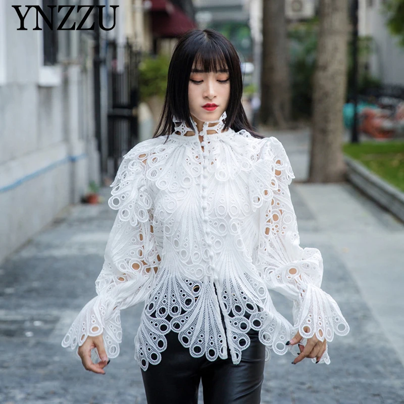 

Vintage Women White lace Tops Spring 2020 Summer Fashion High neck Loose Female blouse Sexy Long sleeve buttons Tops YNZZU YT873