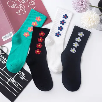 

Fashion Cartoon Flower Women Socks Cotton Japanese Style Medium Tube Cute Socks Autumn for Ladies Streetwear EUR35-40 231