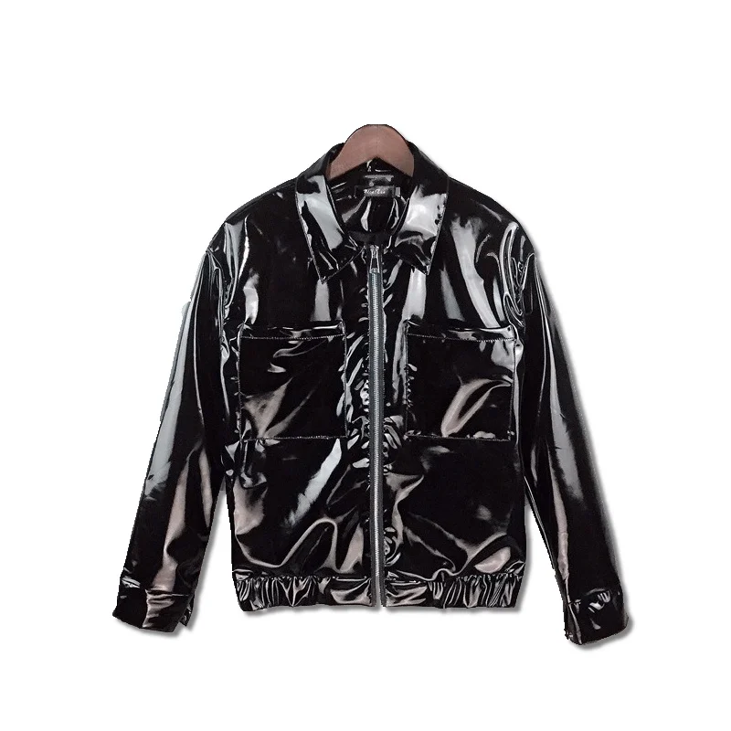 Мужская кожаная куртка с острым воротником черная тонкая блестящая из