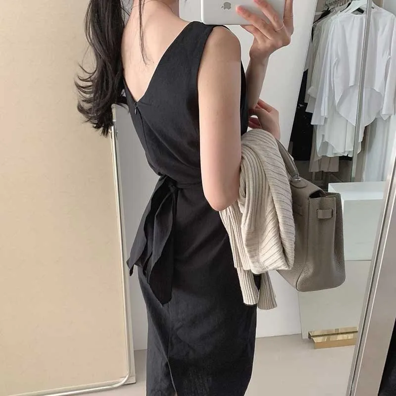 Retro V-Neck Sleeveless Cross Straps Waist Slim Fit Dresses Ladies Summer New Elegant Korean Chic Office Dress Women Dress 2020
