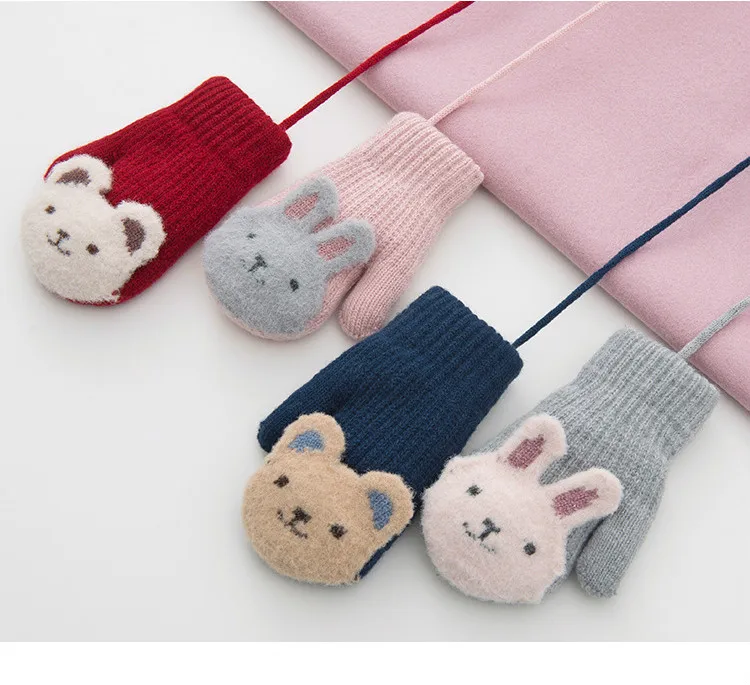 5029615150_1945083708