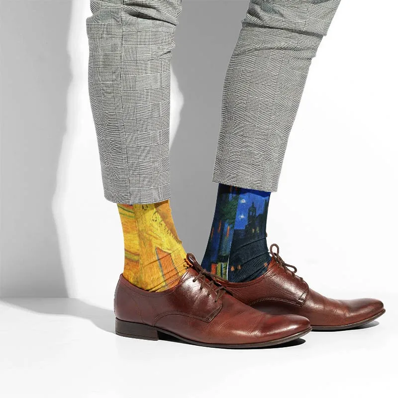 Mona Lisa Retro Printed Art Socks For Unisex Fashion Funny Famous Painting Long Socks Van Gogh Starry Night Women Cotton Socks