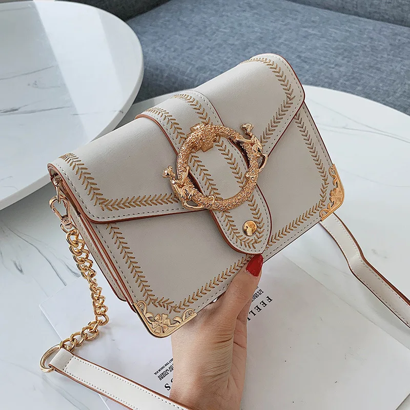 

New Korean version of small square bag with foreign-style chain, double monkeys fishing for gold, collision color