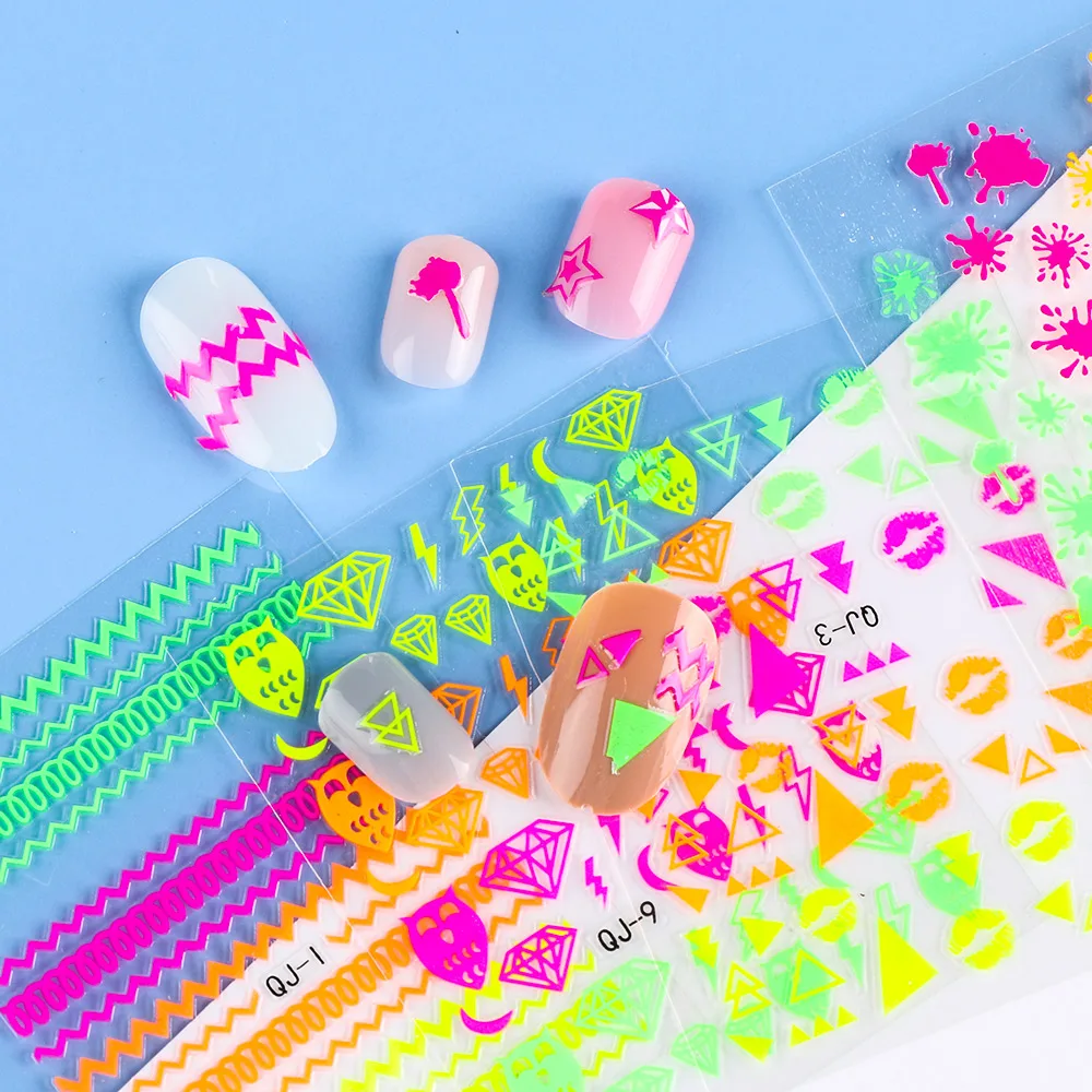 1 шт. 3D DIY блестящая светящаяся наклейка для ногтей флуоресцентный ноготь наклейки неоновые звезды вспышка Светящиеся в темноте наклейка Хэллоуин ногтей художественные украшения
