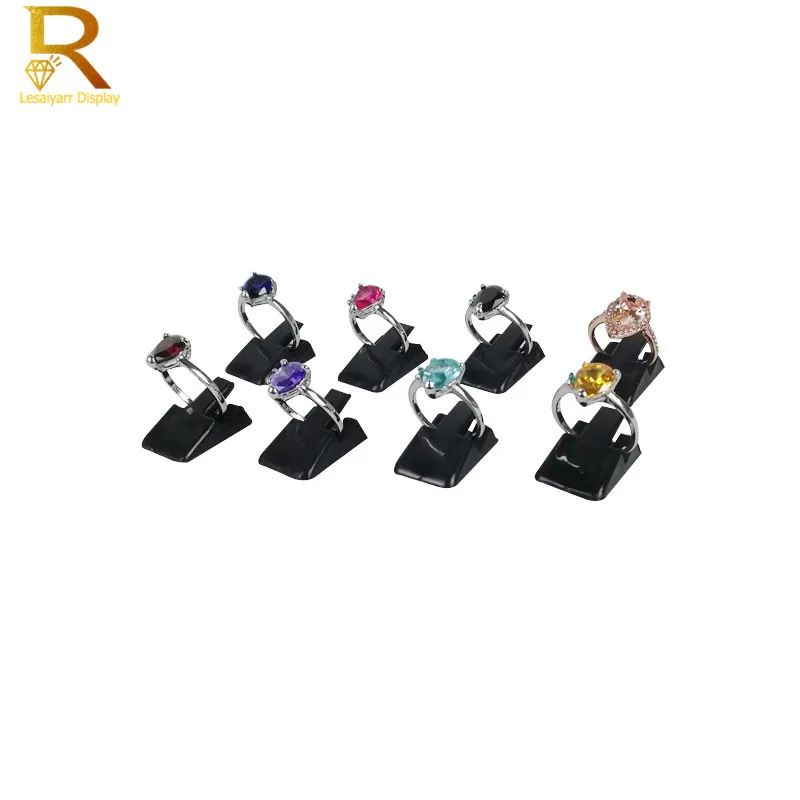 

Wholesale Ring Show Plastic Frosted Jewelry Displays Holder for Ring Decoration Stand Ring Clip 20 pcs/Lot Free Shipping