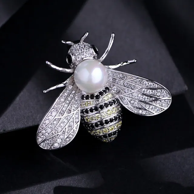 Famous Brand Design Insect Series Ladies Exquisite Bee Brooch Crystal Rhinestone Brooch Brooch Jewelry Gift For Girl 2