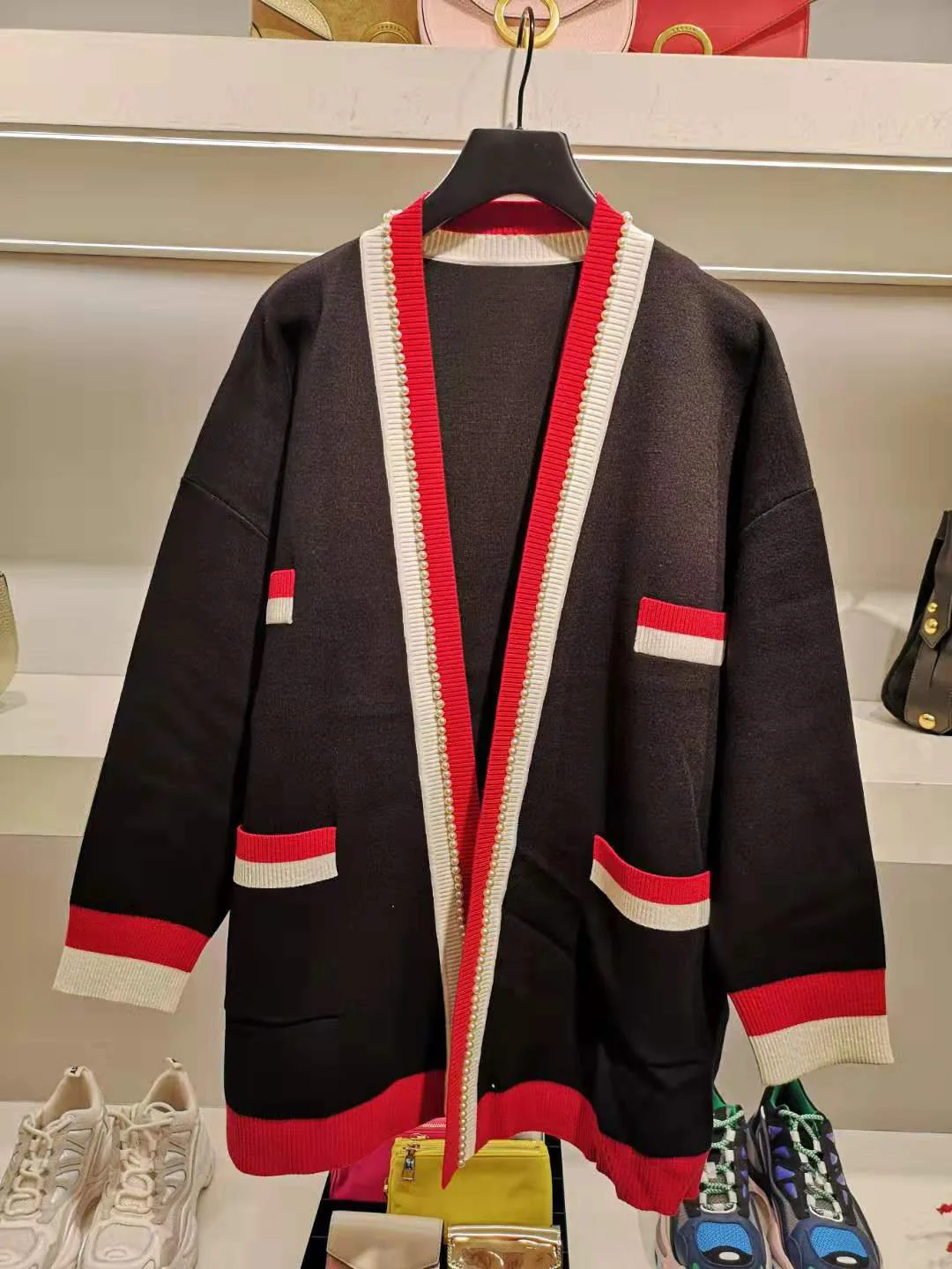 Women Sweater 2019 Autumn /Winter Pearl Edge Hit Color Wild Sweater V Neck Women Cardigan Coat Knit Sweater Women