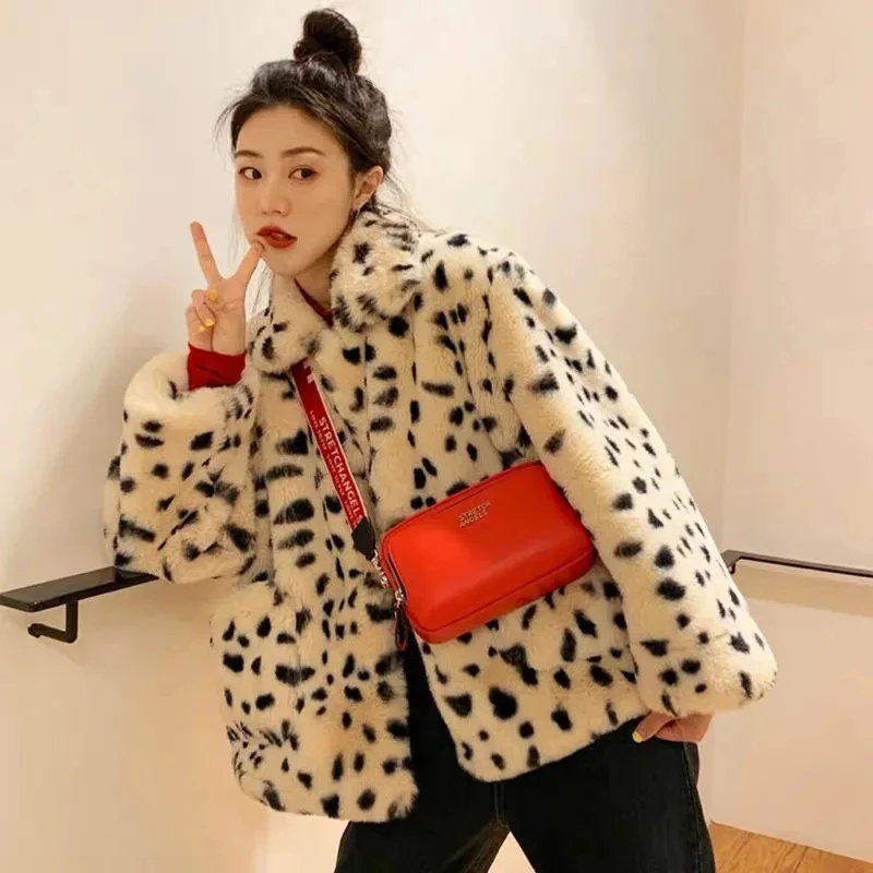 

Plush Jacket Women Winter Short Leopard Fur Coat 2023 New Loose Lamb Wool Faux Fur Leopard Fur Coat Women Thick Jacket Coat