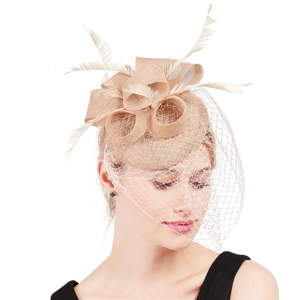 Fascinator Con Piume E Fiori Per Matrimonio - Cappello Da Donna Champagne Con Forcina - 3
