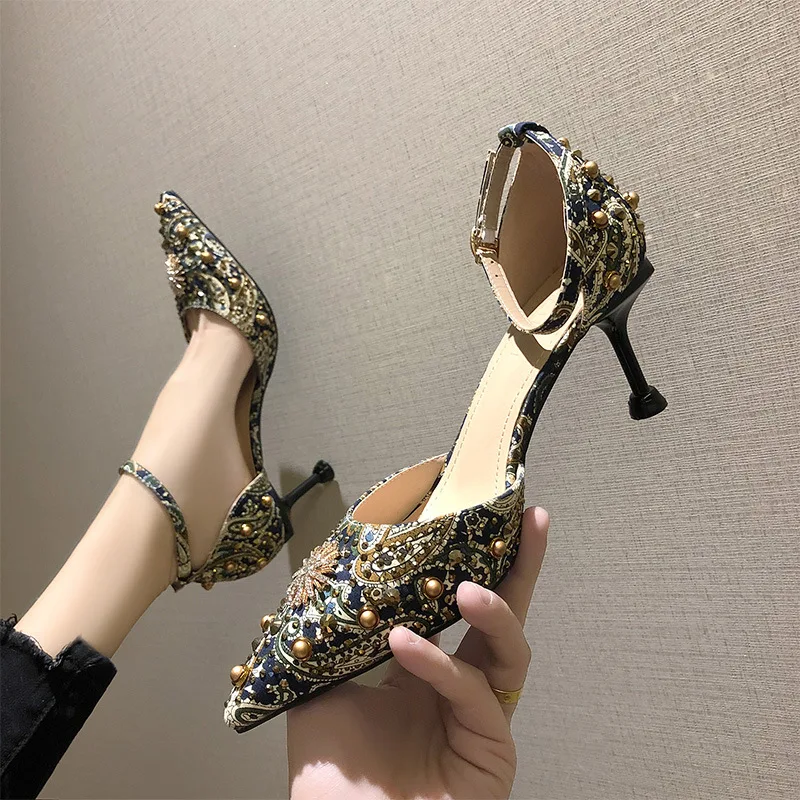 

Beige High Heels Comfortable High-heeled Shoes Branded Pumps 2019 Sandals Ladies All-Match Pointed Wedge Black Casual Velvet