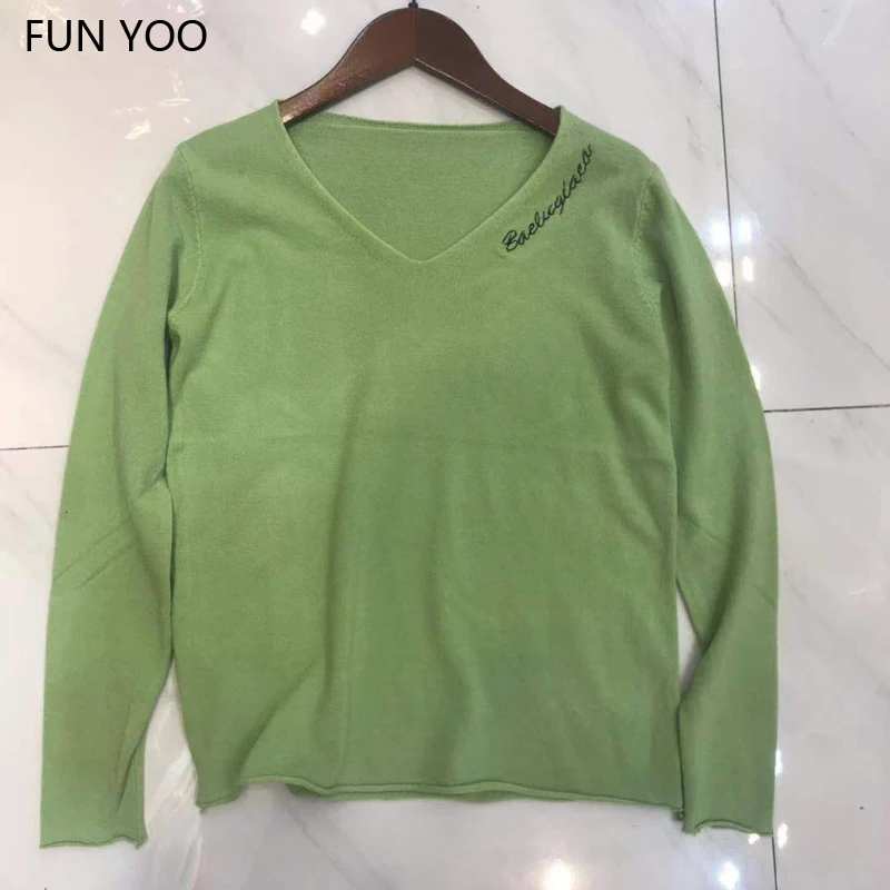 

2019 Woman Knitted Pullovers Sweater V-neck Autumn Standard length Casual Letter Embroidery Chic Multi-color