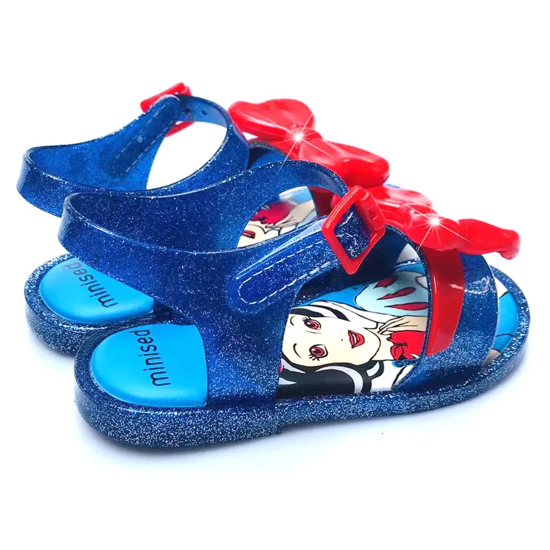Детская обувь; летняя Новинка; обувь для девочек в стиле принцессы; мягкая прозрачная обувь для девочек; нескользящие пляжные сандалии; детские сандалии на плоской подошве