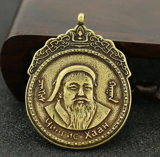 Chinese Collection Mongolian Elemental Pure Brass Head Hanging Of Genghis Khan Small Pendant Ornaments Statue | Дом и сад