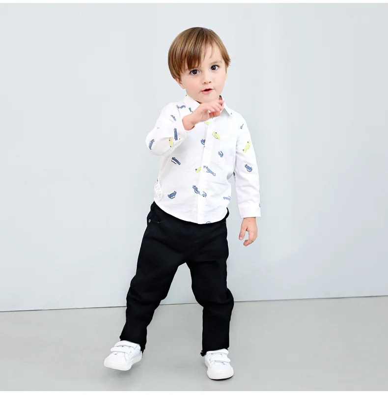 Осенние новые продукты в Корейском стиле детская одежда с изображением мультяшного автомобиля, принт, чистый хлопок, Детская рубашка с длинными рукавами, из вельвета, для мальчика универсальная рубашка