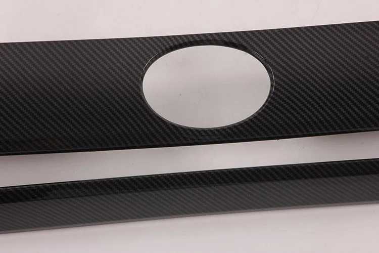 11070081989_829432610