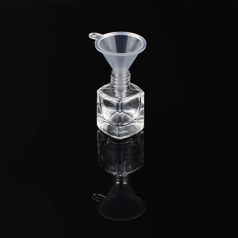 MUB-50Pcs-Lot-Plastic-Mini-Funnels-for-Perfume-Essential-Oil-Liquid-Bottle-Small-Lab-Funnel-Transparent (3)