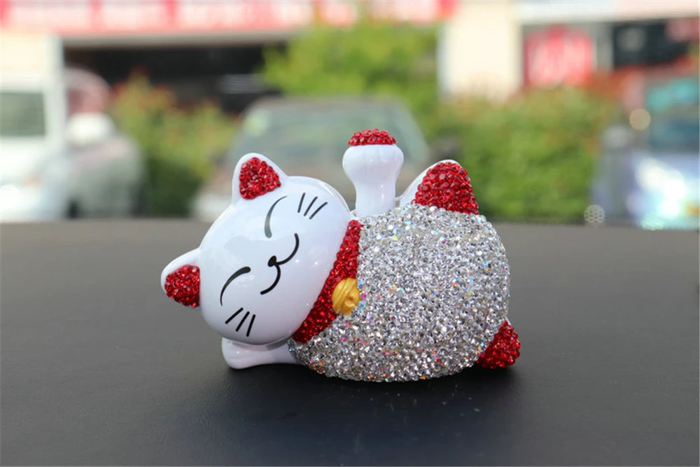 Украшение для автомобиля Lucky Cat, автомобильная кукла с качающейся головой, солнечный бриллиант, аксессуары для салона автомобиля, высокое качество, креативное украшение