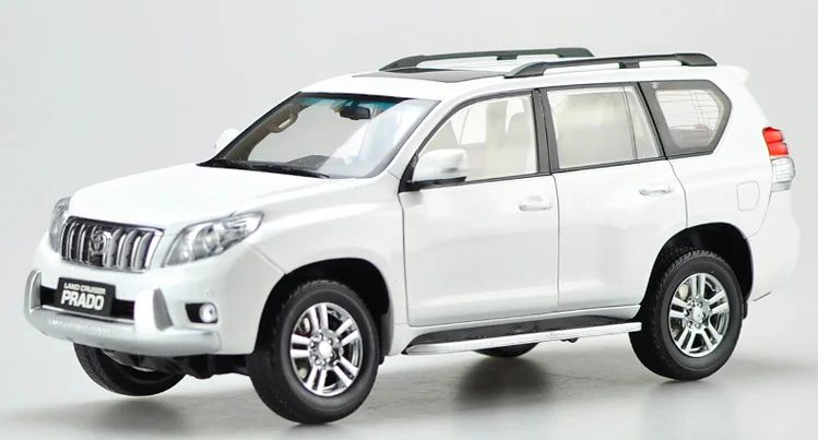 Оригинальная Авторизованная аутентичная модель автомобиля SUV Toyota Land Cruiser Prado 1/18, черная металлическая классическая модель в подарок
