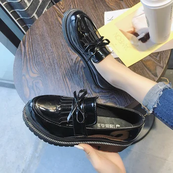 

New Oxford Shoes Woman Thick Bottom Platform Fringe Tassel Women Shoes Loafers Female Flats Patent Leather Slip on Ladies Shoes