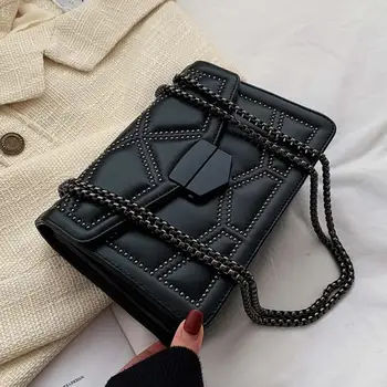

Rivet Square Crossbody Bag 2020 Fashion New High Quality PU Leather Women's Designer Handbag Lock Chain Shoulder Messenger Bag