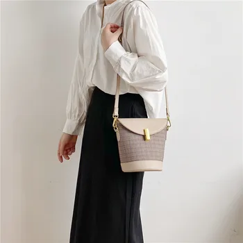 

2020 Summer New Plaid Shoulder Bag Messenger Bag Casual Women's Bag