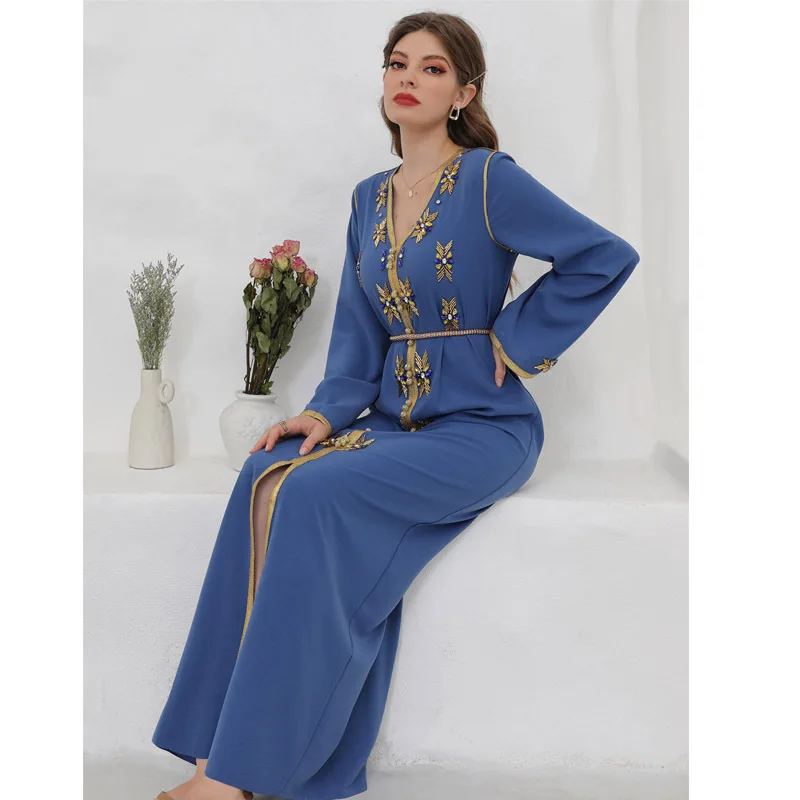 Donsignet Muslim Dress Muslim Fashion Abaya Dubai Elegant Woman Abaya Phnom Penh V-neck Gold Tube Rhinestones Long Dress Abaya