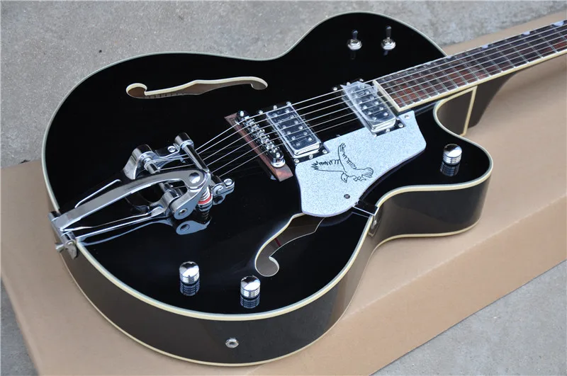 Китайский магазин на заказ электрическая гитара джазового цвета черного с Bigsby