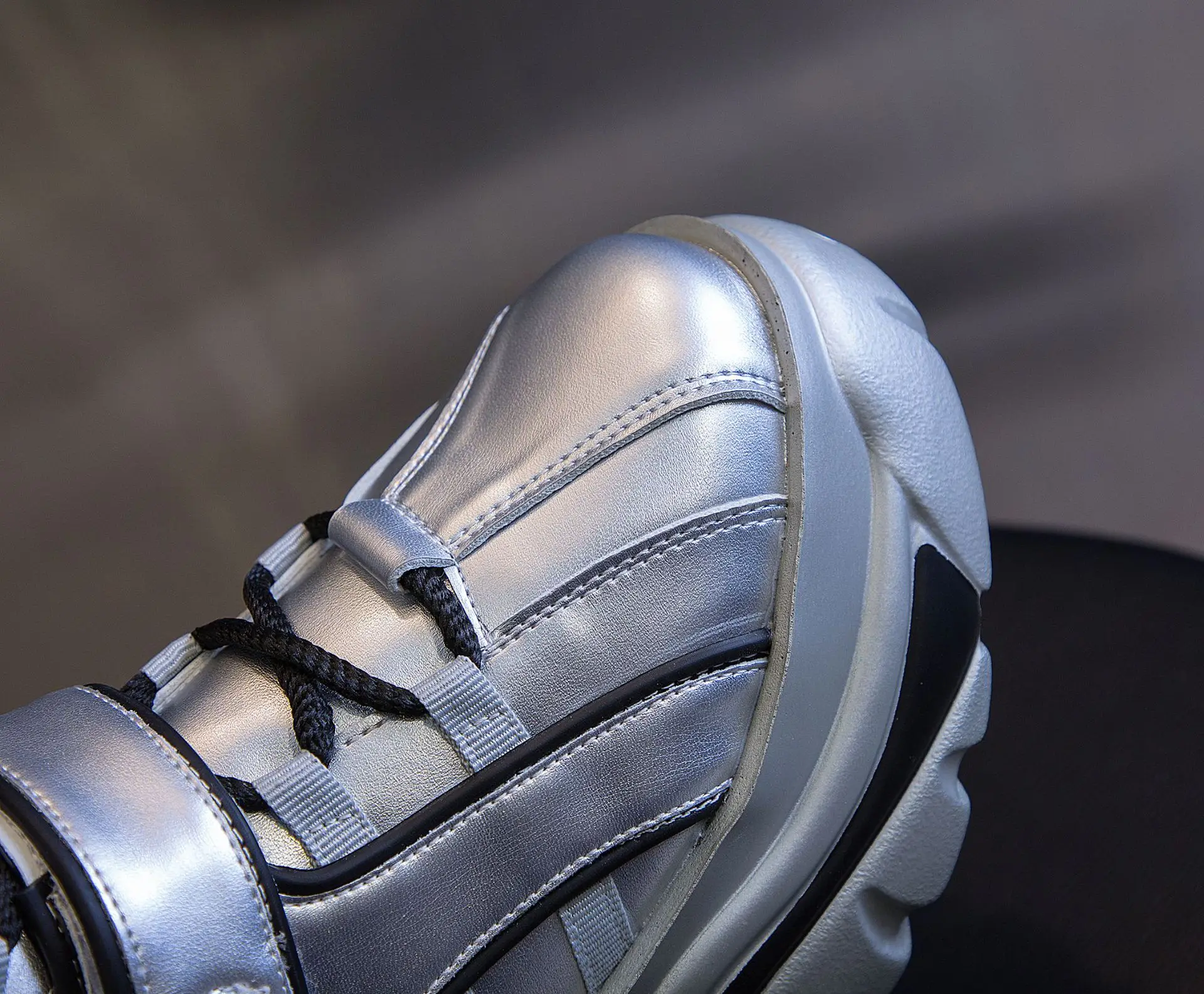 Обувь с высоким берцем; женские кроссовки; обувь для бега; обувь для ходьбы; кроссовки для бега; женские кроссовки; Женская L13-64