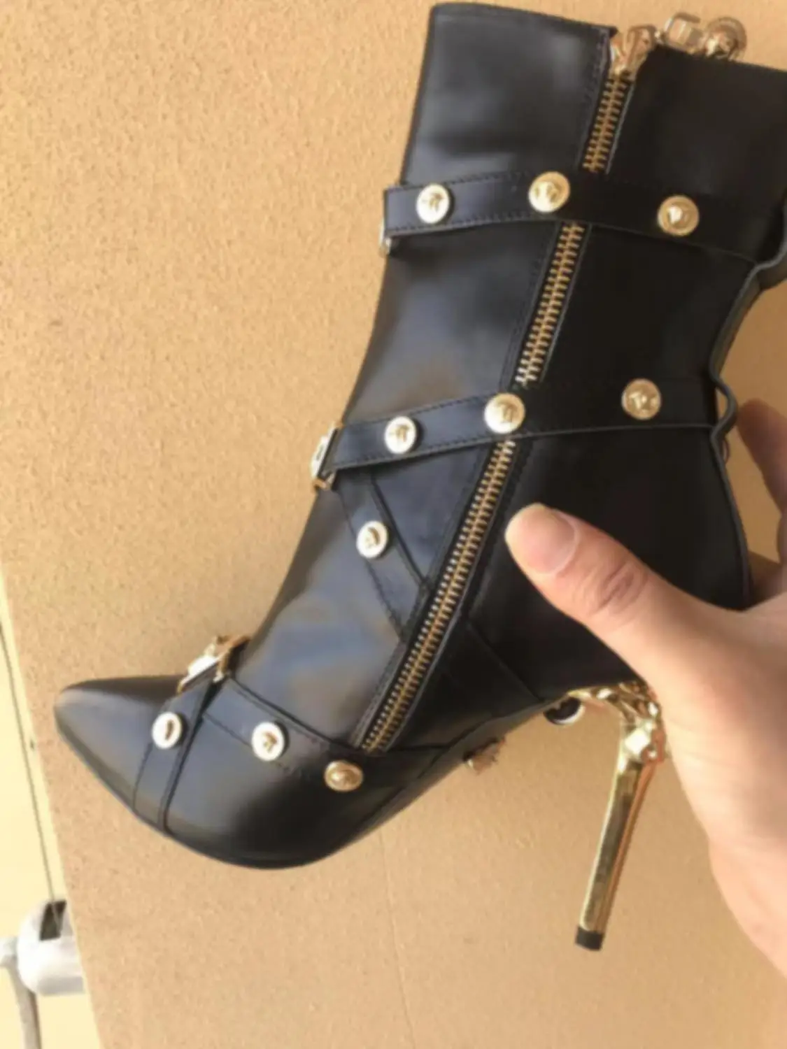 

2019 Often buyers for need shoes boots short boots real leather