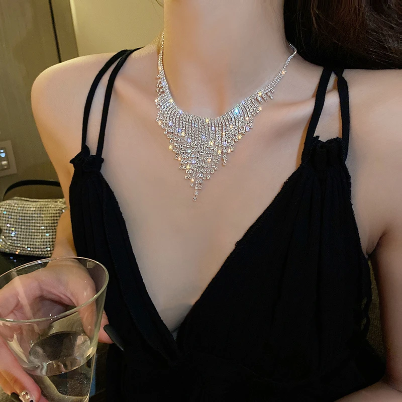 Fine Long Tassel Shiny Crystal Pendant Necklaces Women Temperament Hyperbole Style Necklace Jewelry Gifts