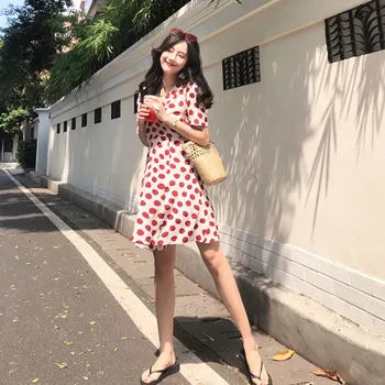 

Girl V-Neck Short Sleeve Elegant Vintage Printed 2019 Summer New Fashion Chic Women Dress Women Bohemian Strawberry Print Dress