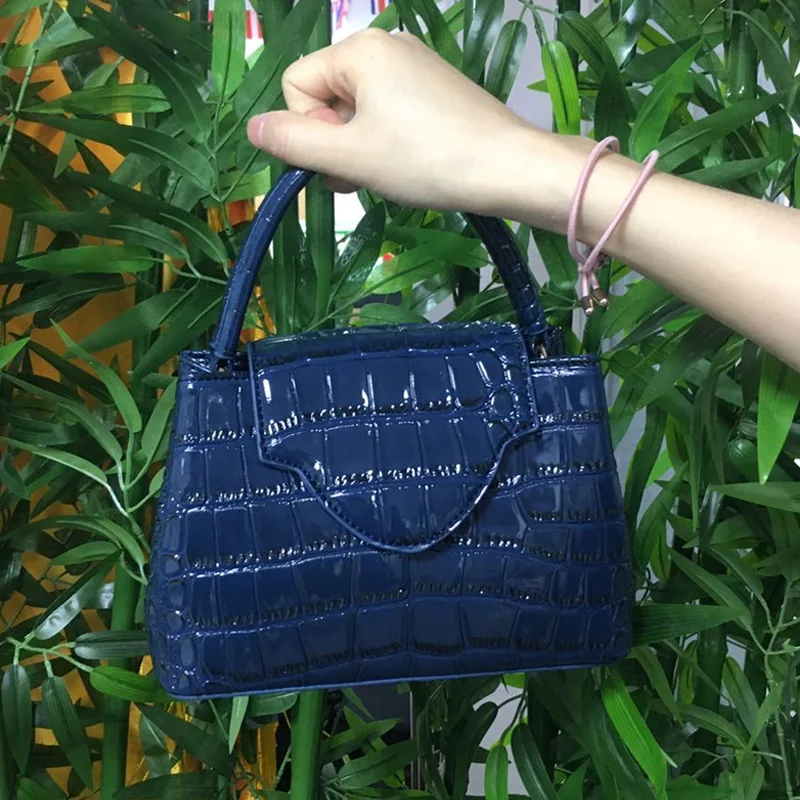 

Hot Ins 2020 New Blue Crocodile Pattern Leather Tote Bag Snake Pattern Leather Shoulder Bags for Party