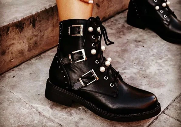 Details about   Rivet Women's Leather Ankle Boot Lace up Shoes Buckle Metal Round Toe Shoes Chic