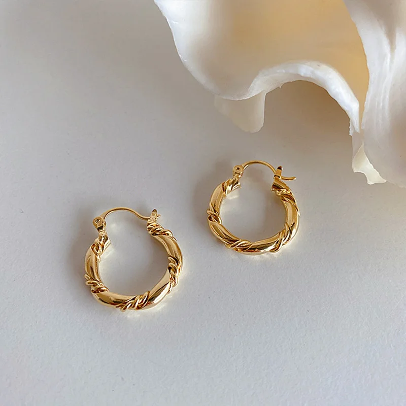 

New French Style Nickle&Lead Free Twisted Curve U Shape Small Gold Plated Hoop Earrings For Women Ladies Daily Jewelry