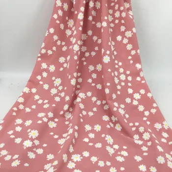 

150cm * 100cm Online Red Hot Selling New Small Daisy Printed Viscose Linen Women 's Shirt Fabric Small Chrysanthemum
