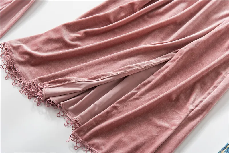 11962547841_1992033555