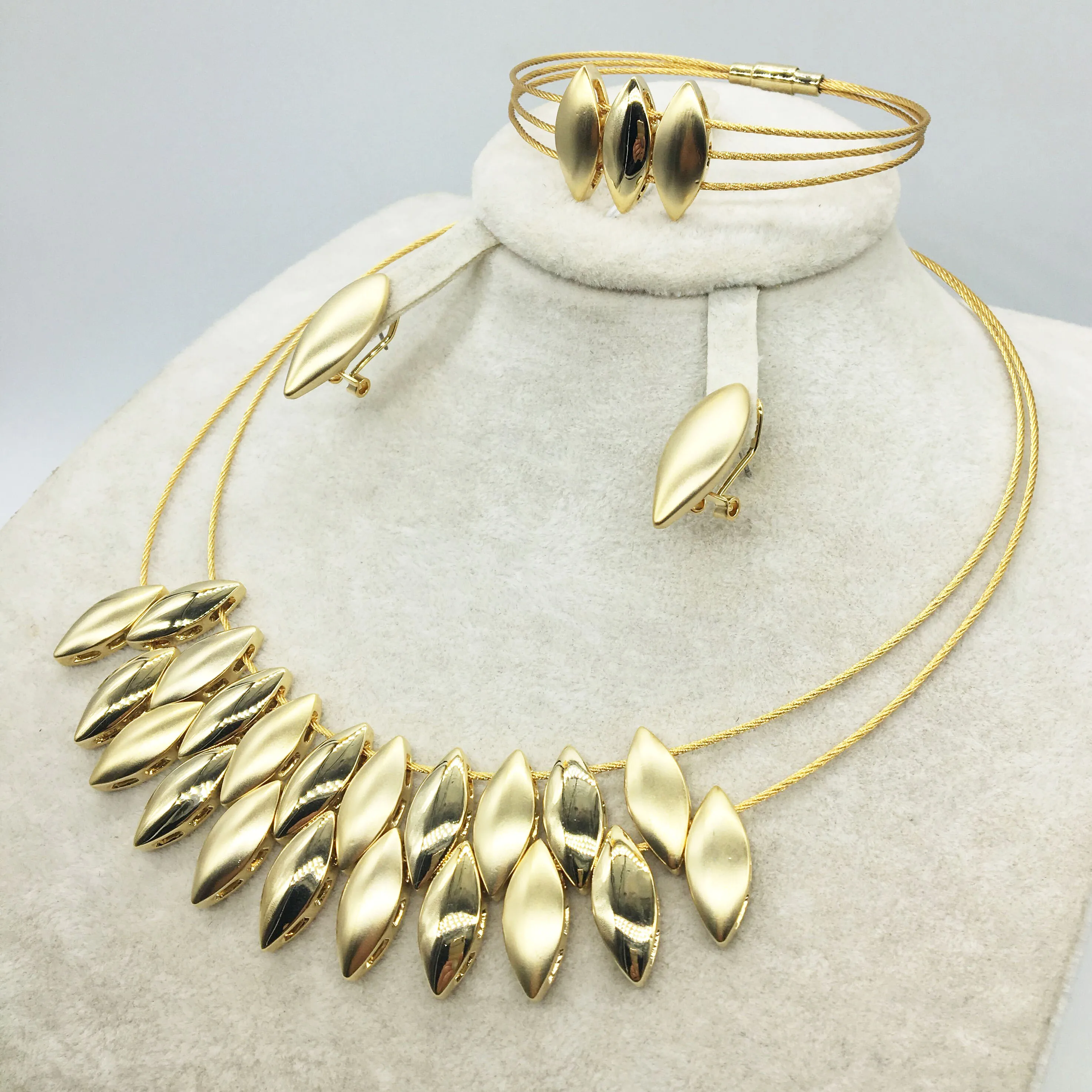 Лидер продаж Модный Ювелирный Набор нигерийский Дубай золотой цвет африканские