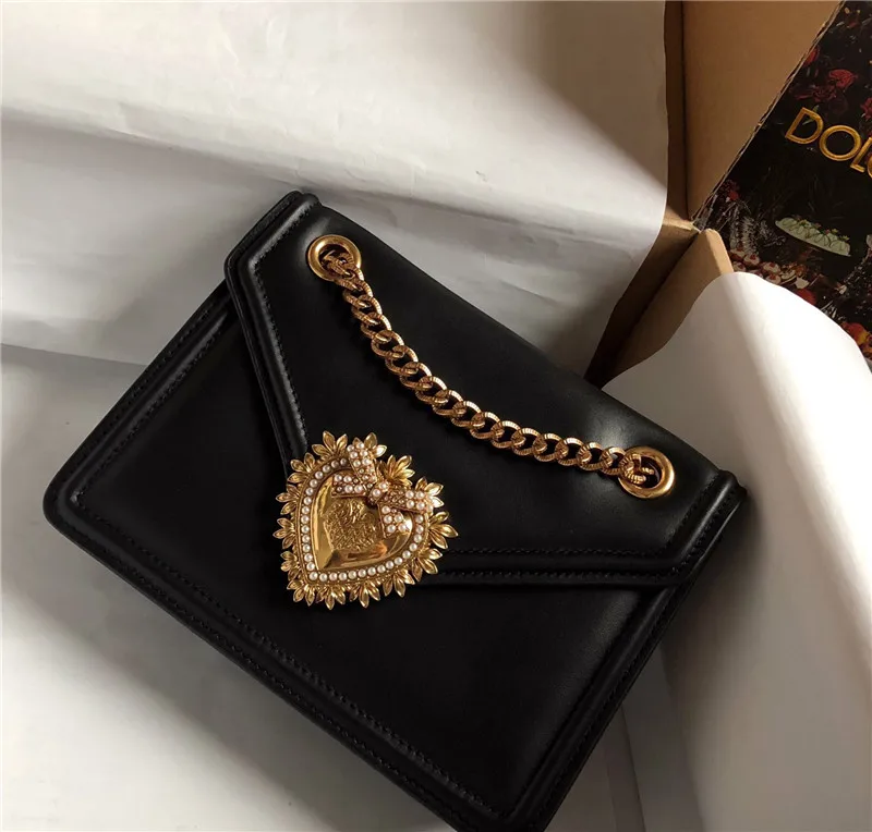 

Luxury Gold Heart Famous Brand Desigener Handbags Chains High Quality Women Bags Shoulder Bags Lady Party Messenger Bags