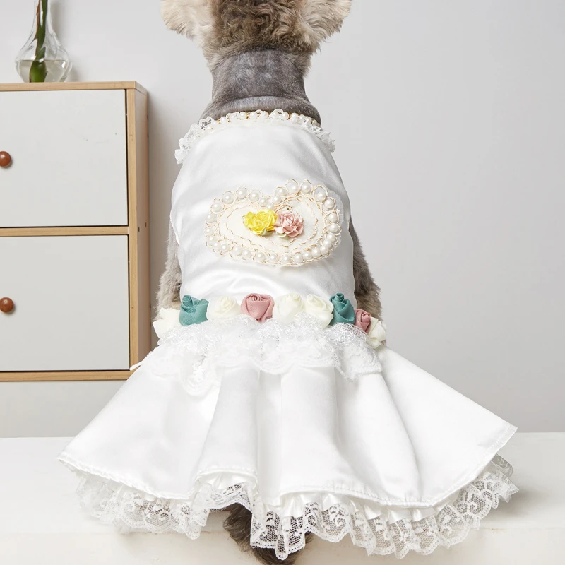 

New Luxury Pet Clothes Dog Wedding Dress Cat Puppy Princess Dress Dress Pearl Love Skirt Pet Supplies Lace Design